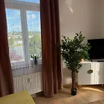 Apartman Schickes Am Rhein Mit Rheinblick 4 *